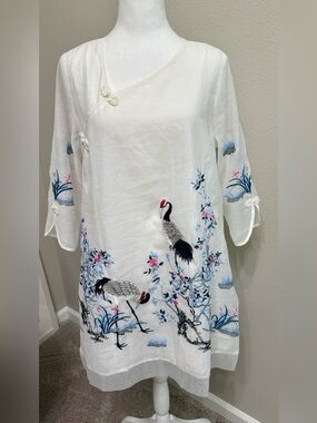 NEW! Blue Sky Breezy White Dress with Blue and Pink Crane Embroidery ( A-line) L